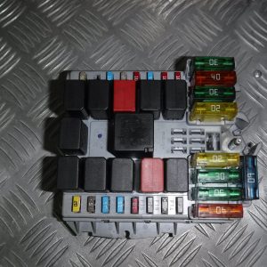 IVECO FUSE BOX - FITS 2006+ 69501171
