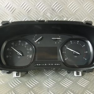 EXPERT DISPATCH SCUDO SPEEDOMETER / BINNACLE - OUT 2019 VAN