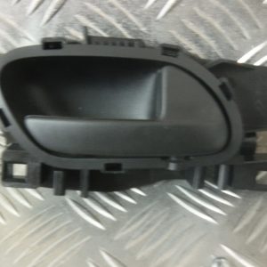 EXPERT DISPATCH SCUDO PROACE O/S (DRIVERS) DOOR INNER HANDLE - OFF 2019 VAN