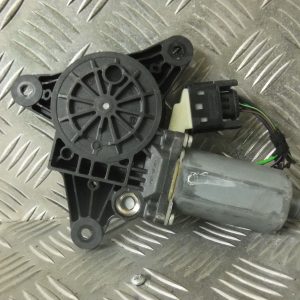 MERCEDES VITO 639 FRONT WINDOW MOTOR - FITS 2004-10