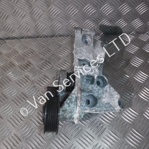 MERCEDES CITAN / KANGOO 1.5 DCI ALTERNATOR MOUNTING BRACKET - FITS 2013+
