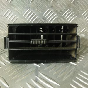 ISUZU NKR GRAFTER 3.5 TON DASH AIR VENT - FITS 2009+
