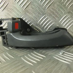 ISUZU NKR GRAFTER 3.5 TON NS INTERIOR DOOR HANDLE - FITS 2009+