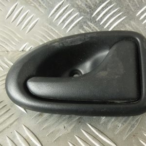 IVECO DAILY OS (DRIVER) INTERNAL FRONT DOOR HANDLE - FITS 2000-12