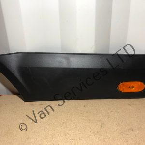 GENUINE MERCEDES SPRINTER N/S/R (Passenger) TRIM MOULDING WITH LED MARKER LIGHT A9066902782 *USED* 2007-18