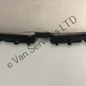 GENUINE VAUXHALL VIVARO TRAFIC FRONT BUMPER RADIATOR COVER UPPER TRIM  07-14