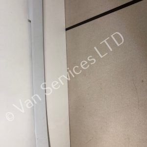MERCEDES VITO W639 O/S SLIDING DOOR STRIP TRIM RUNNER 2004-2014