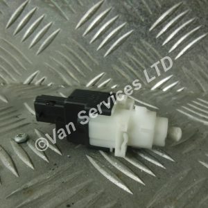BOXER DUCATO RELAY BRAKE LIGHT SWITCH - FITS 2007+ 46840510