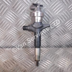 Genuine Isuzu NKR N35 3.0 4JJ1 Diesel Fuel Injector - Fits 2007+ 8-98011604-1