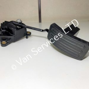 NISSAN CABSTAR RENAULT MAXITY THROTTLE PEDAL / POTENTIOMETER - FITS 2007+