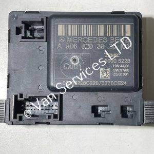 MERCEDES SPRINTER TEMIC FRONT DOOR CONTROL MODULE - A9068203926 (01) 2007 - 2018