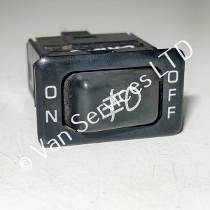 Genuine Mitsubishi Canter 3.5 Ton Double Cab 12v Front Fog Light Switch 1998 - 2005