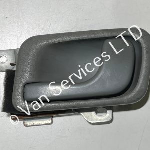 Genuine Mitsubishi Canter 3.5 Ton Double Cab 12v NSR Passenger Rear Door Inner Interior Handle 1998 - 2005