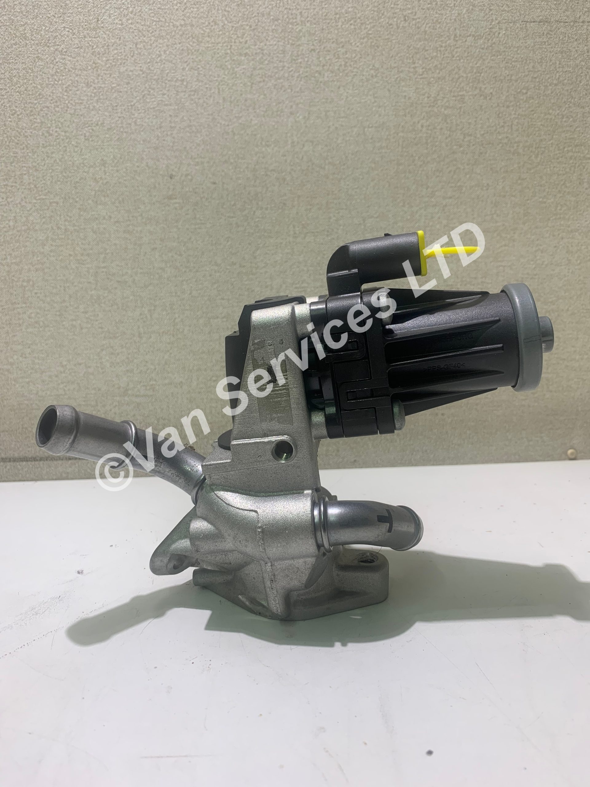 NEW GENUINE FORD TRANSIT / CUSTOM 2.2 WATERCOOLED EGR VALVE FITS 2007