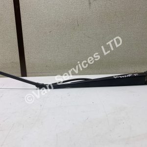NISSAN CABSTAR RENAULT MAXITY OS DRIVER WIPER ARM - FITS 2007+