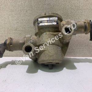 Iveco Eurocargo 180E25 18 Ton OS Pressure Limit Valve - Off 2008 Truck
