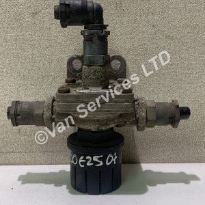 Iveco Eurocargo 180E25 18 Ton Wabco Quick Release Valve - Off 2008 Truck
