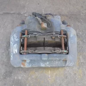 Iveco Daily 65C-70C Twin Wheel NS Passenger Front Brake Caliper with Carrier - Off 2013 Van