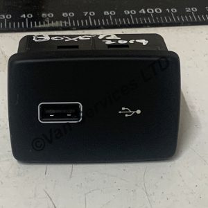 DUCATO BOXER RELAY USB CONNECTION SWITCH - FITS 2014+