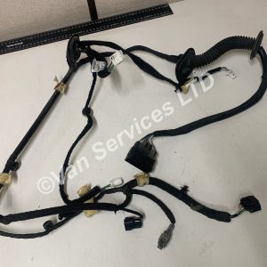 GENUINE RENAULT TRAFIC VIVARO NV300 NS (PASSENGER) FRONT DOOR LOOM - 2015-18