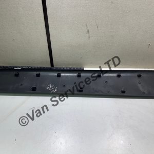Genuine Renault Trafic Vivaro Primastar LWB OS Driver Rear Trim Moulding – Fits 2001-2014