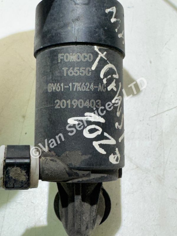 Ford Transit Windscreen Washer Pump Plug – 2 Pin Wiring Harness Loom Connector