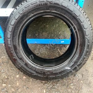 MICHELIN TYRE 215/65R16C - 9 MM TREAD